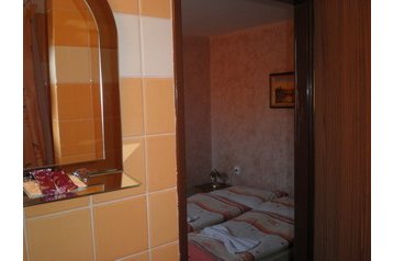 Slowakei Privát Čachtice, Exterieur